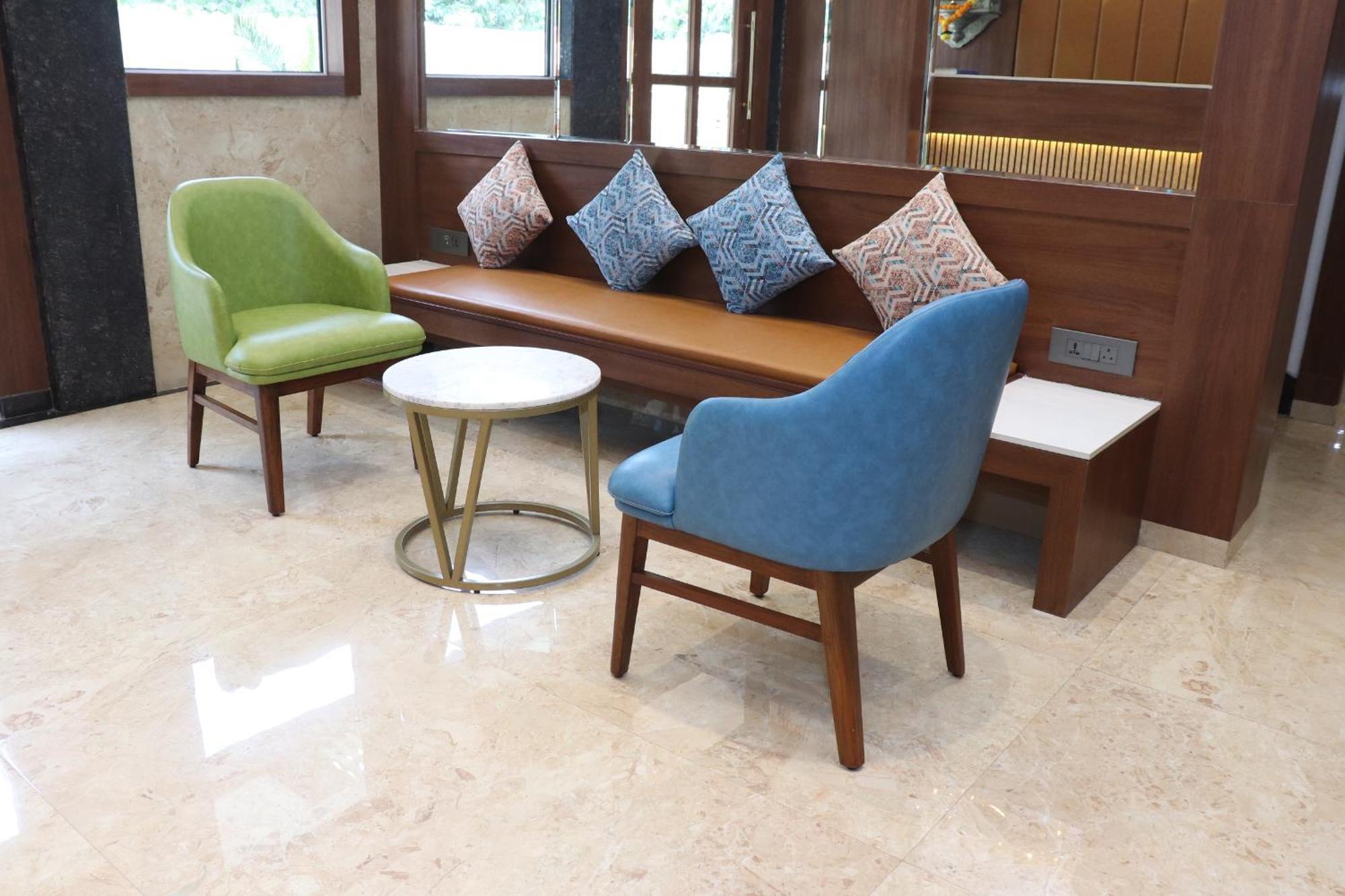 Hotel Golden Nest ת'יין מראה חיצוני תמונה