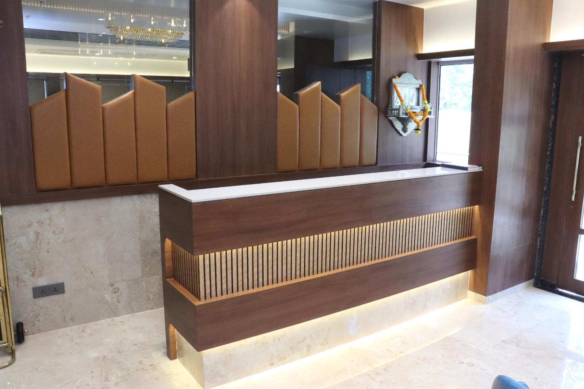 Hotel Golden Nest ת'יין מראה חיצוני תמונה